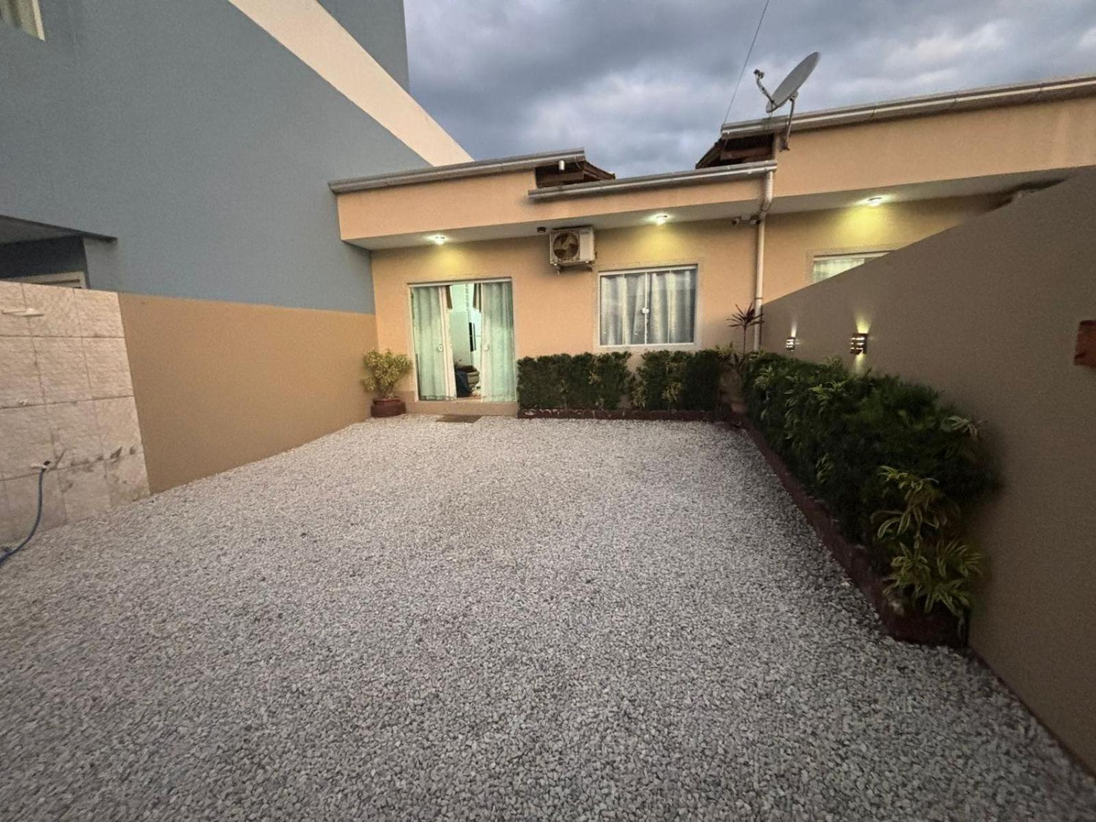 Casa De Bombinhas